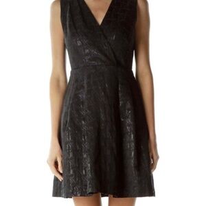 Elegant Black Sleeveless Metallic Jacquard Dress‎ Size 16